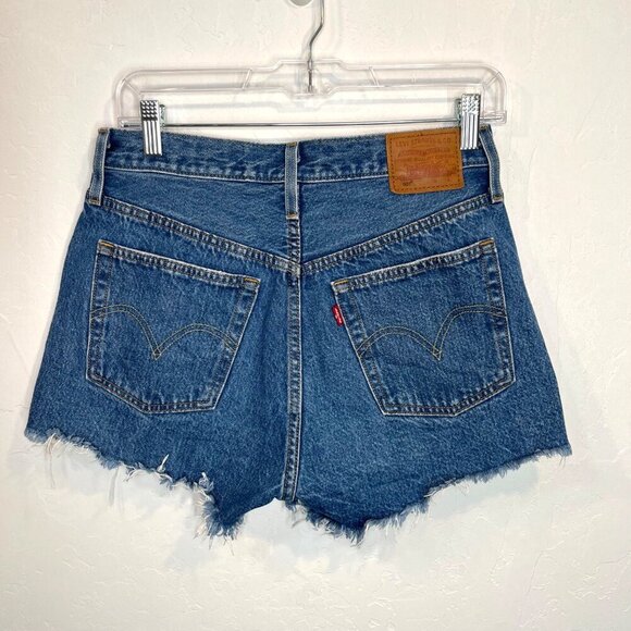 Levi's 501 Premium Cut off jean denim shorts Size 27 Medium wash High rise - Picture 6 of 11